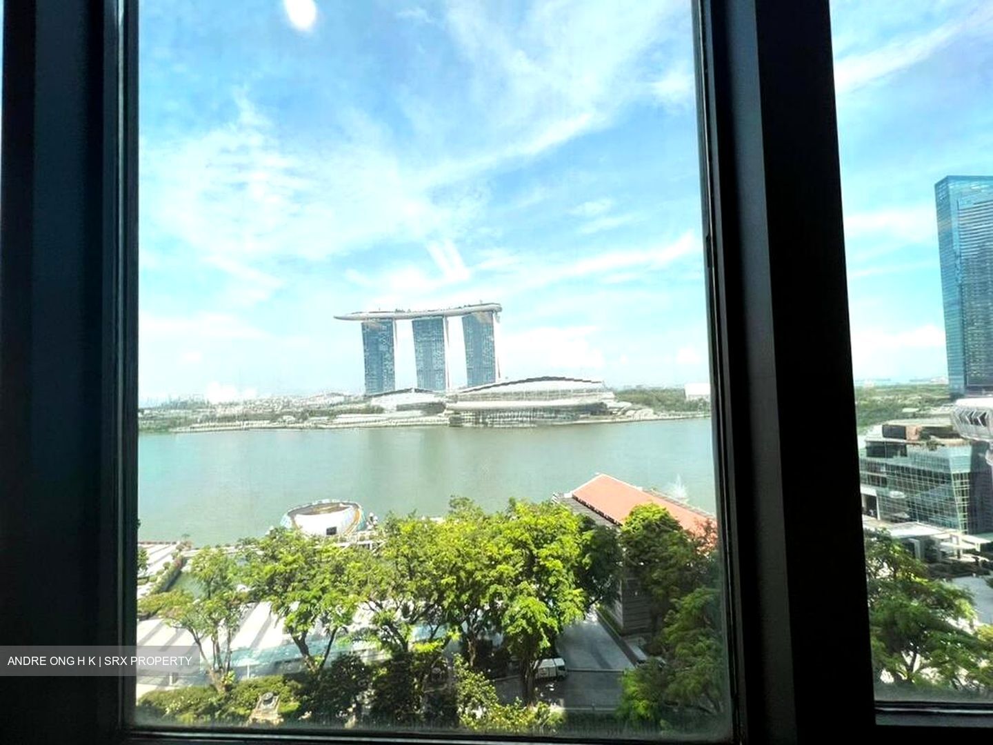 Hsbc Building (D1), Office #521038431